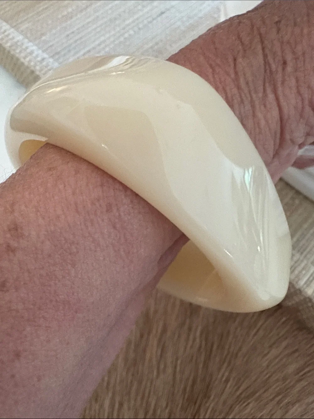 Neutral Cream Resin Statement Bangle Bracelet NWOT